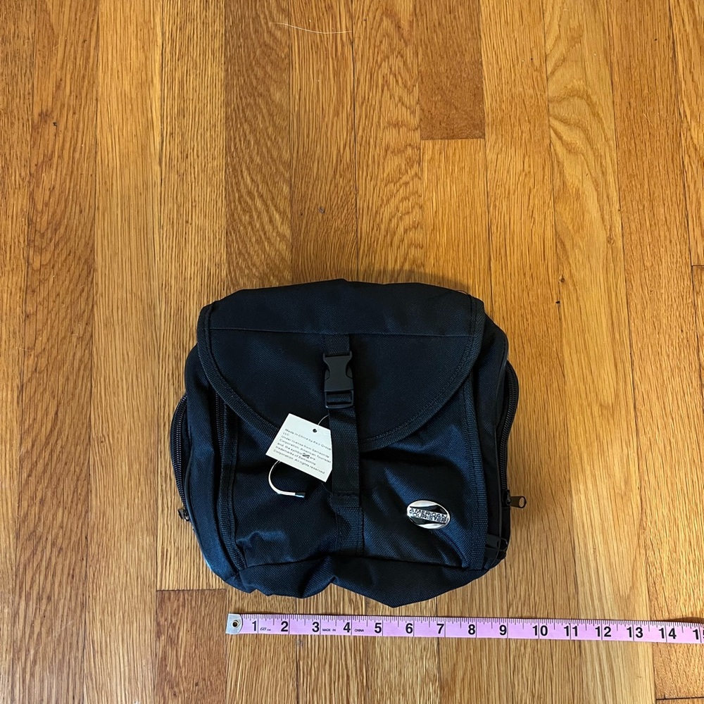 American Tourister Travel Bag NWT